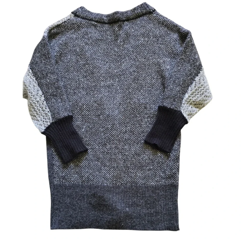 Bke Women's Cardigan Sweater Knit Three Quarter Sleeve Button Front Gray Sz S‎
